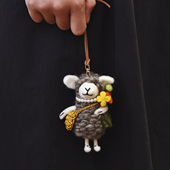 尼泊尔进口手工羊毛毡挂件挎金色包绵羊包挂精品挂饰礼物礼品花朵