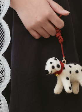 尼泊尔手工羊毛毡斑点狗大挂件英伦风萌动物包挂饰玩偶钥匙扣车挂