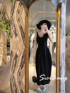 连衣裙女立体花朵v领高腰修身 显瘦减龄礼服年会宴会背带长裙