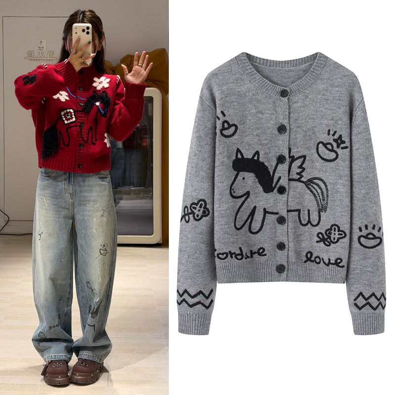 新年针织衫圆领开衫毛衣女