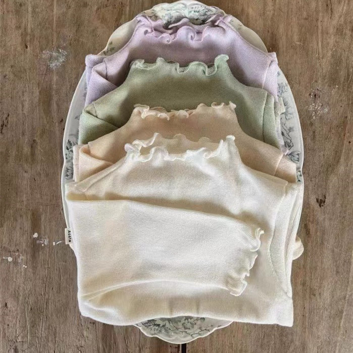 婴幼儿2025秋季新款光板密拷边长袖打底衫女宝宝秋装简约半领上衣