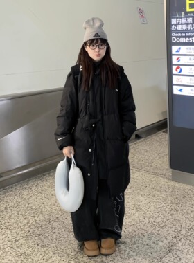 期望Studio学院风星星挂件连帽羽绒服女冬季宽松保暖加厚长款外套