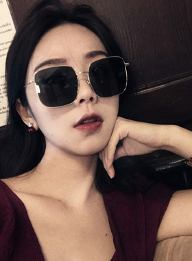 韩版潮港风太阳镜新款沙滩方形黑色墨镜女原宿复古太阳镜网红街拍