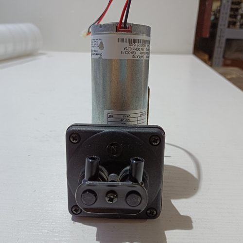 英国Charles Austen 隔膜泵 CAPEX V2真空泵 气泵DC24V 075A 拆机