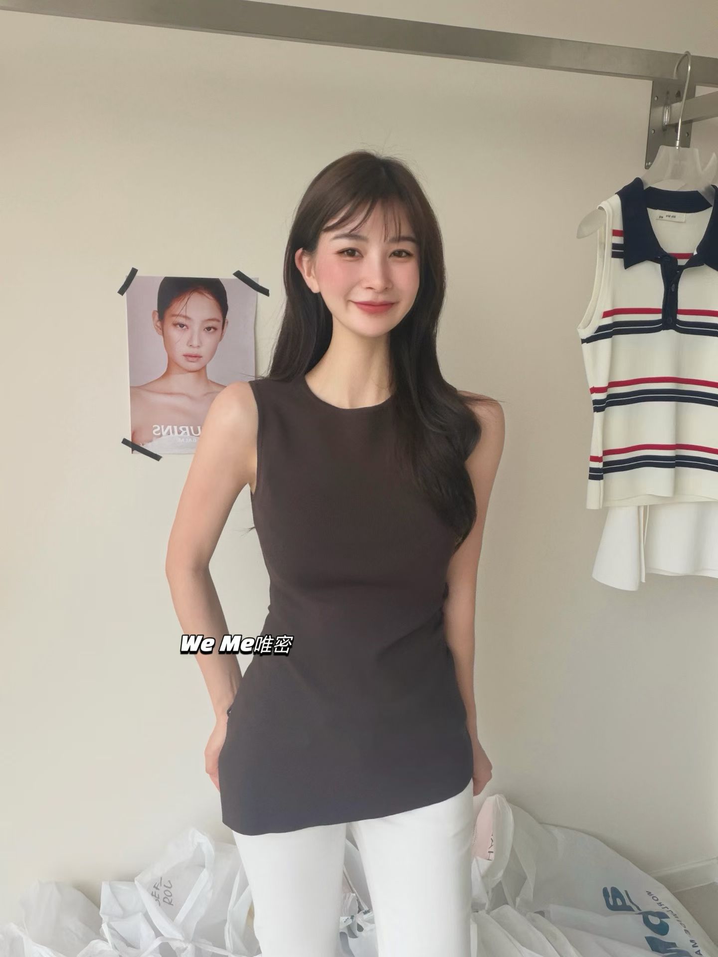 weme腰间捏褶斜边开叉圆领紧身针织背心女夏季新款设计感无袖上衣