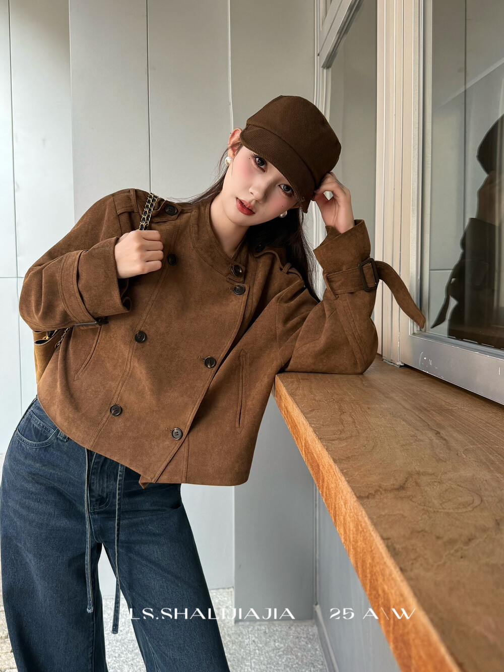 LS秋季2025新款复古美拉德立领双排扣鹿皮绒短款风衣外套女61168