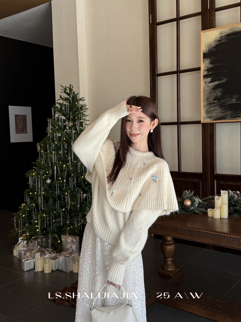 LS法式重工亮片斗篷保暖毛衣女秋冬新款高级感宽松显瘦针织衫上衣