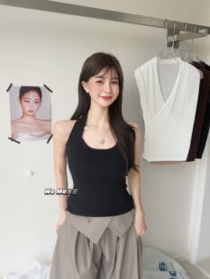 weme挂脖吊带背心女夏季2026新款设计感修身显瘦无袖露背上衣内搭