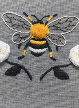 手工刺绣蜜蜂刺绣家居装饰