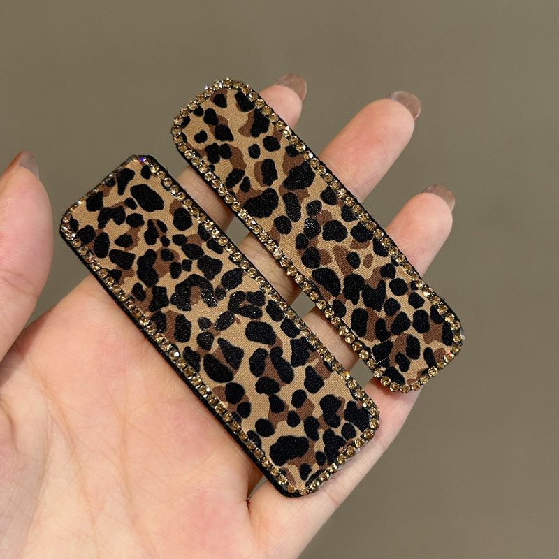 诗情画意豹纹水钻发夹
