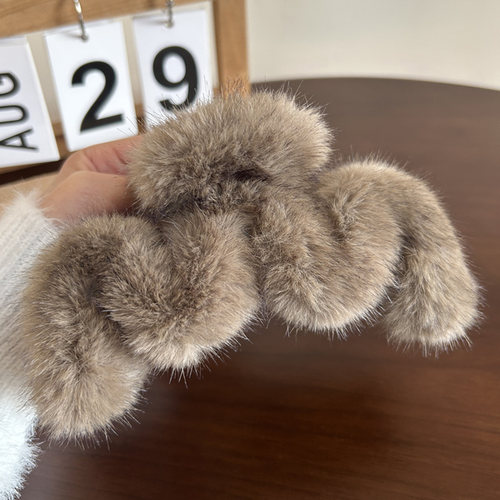 诗情画意超大毛茸茸抓夹