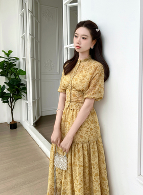 suii灯笼袖复古立领黄色高腰碎花短袖设计感小众大摆裙两件套