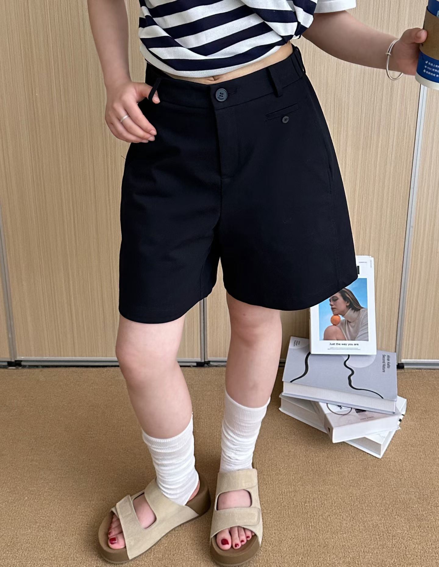 图作0252夏季新款高腰宽松休闲直筒五分裤女短裤夏季中裤