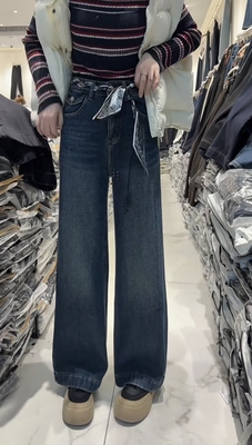 淼宁78817秋冬新款加绒加厚牛仔裤高腰显瘦窄版直筒裤女