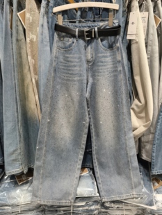 般田88614早春新款2026年亮闪烫钻欧货牛仔裤浅蓝色阔腿裤女窄版