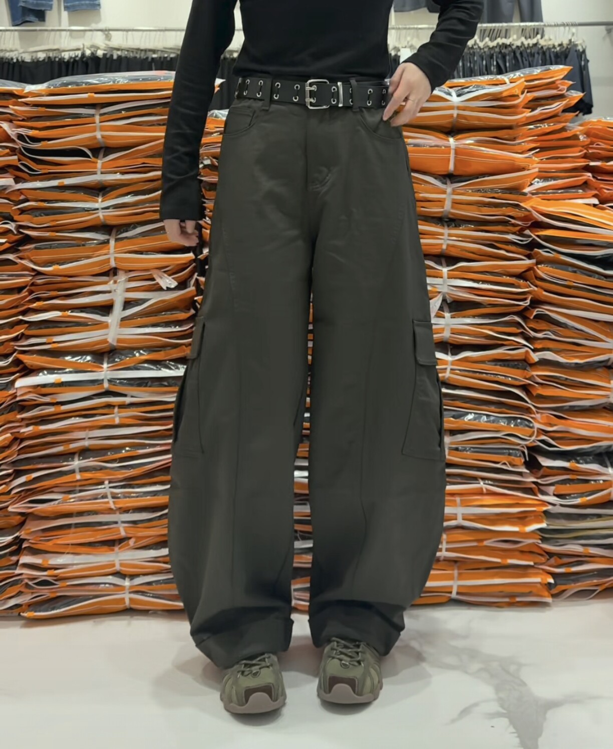 欧货般田88674秋季新款高腰显瘦宽松工装裤女宽松阔腿简约工装裤