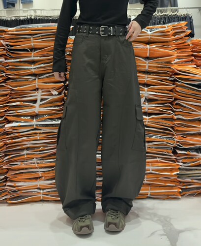般田KB88741秋季新款高腰显瘦宽松工装裤女宽松阔腿简约工装裤