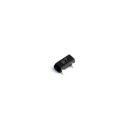 HSBA6066 DFN-8(5.1x5.7) IGBT 1-1318853-3 11AA080T-I/MNY 1060