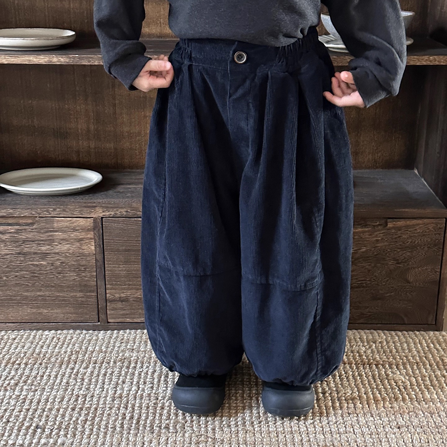 暮晨家新款冬装2025男童冬季净色加绒灯笼裤中小童森系灯芯绒长裤