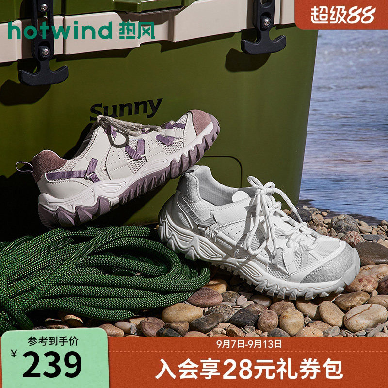 热风2026年新款女士时尚休闲鞋图片
