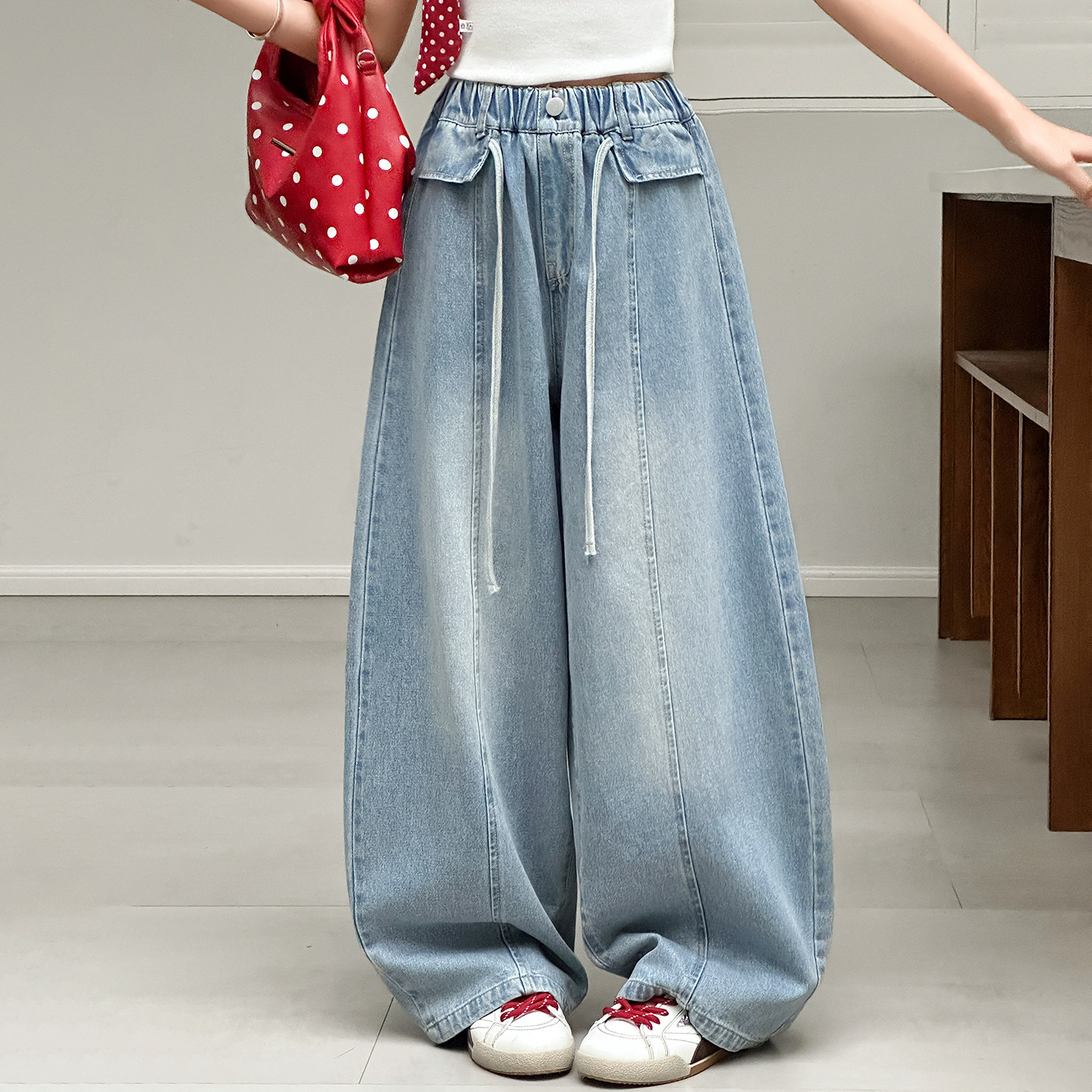 女童2026春款时髦韩范牛仔裤大童洋气烫钻休闲宽松裤子春秋阔腿裤,童装/婴儿装/亲子装,裤子,淘宝优惠券,粉丝福利购,淘宝优惠卷