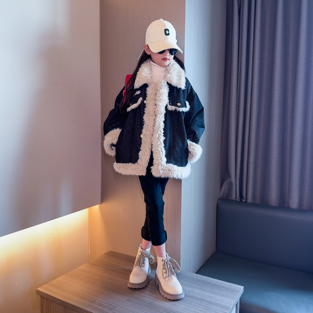 女童复古撞色毛领牛仔外套