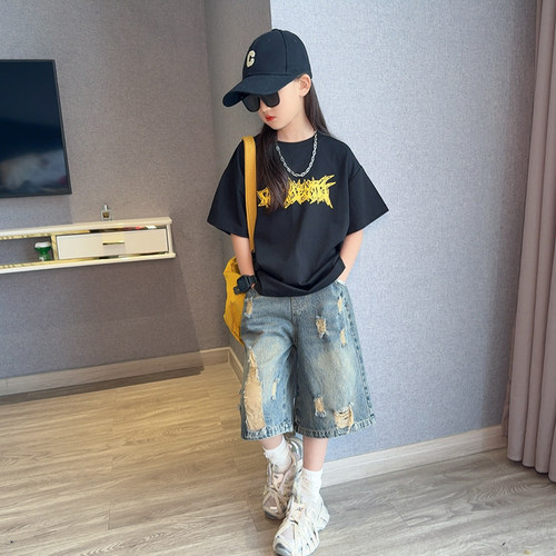 女童夏季短袖T恤牛仔短裤两件套