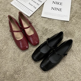 小个子内增高4CM红色平跟复古风玛丽珍鞋女新款芭蕾舞鞋单鞋女