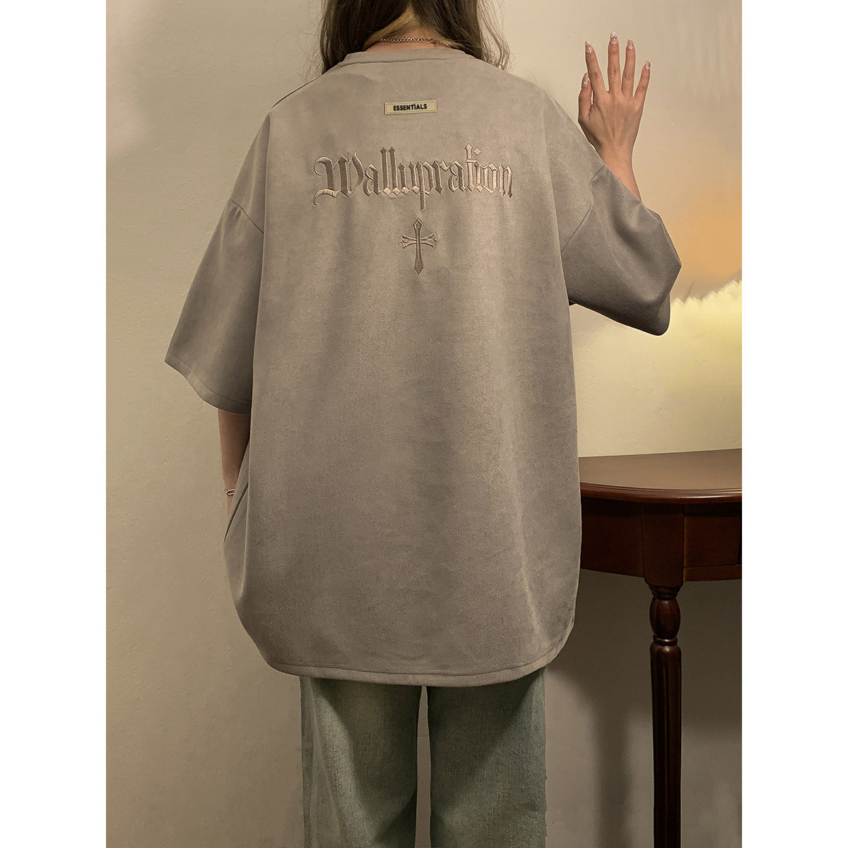 2023女模新款T恤麂皮绒刺绣大板黑色TX083-P25控39,男装T恤,电商B237