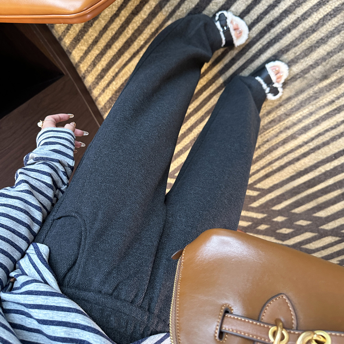 质感天花板！~鱼骨人字纹宽松直筒休闲裤女秋冬高级感羊毛阔腿裤,女装/女士精品,休闲裤,淘宝优惠券,粉丝福利购,淘宝优惠卷