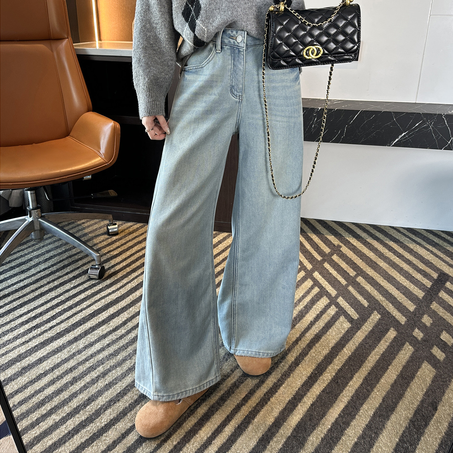 超收胯！！浅蓝色加绒弯刀牛仔裤女秋冬新款加厚高腰宽松阔腿长裤,女装/女士精品,牛仔裤,淘宝优惠券,粉丝福利购,淘宝优惠卷