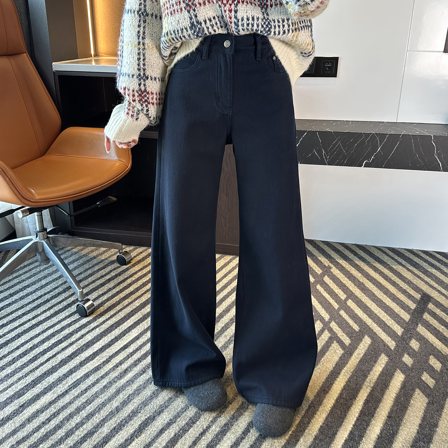 美腿收割机！~藏青色阔腿牛仔裤
