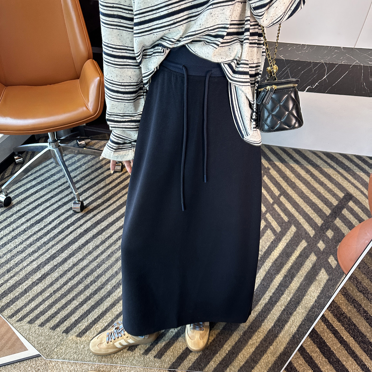 嘎嘎显气质！~高腰A字休闲半裙女