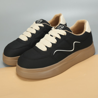 2025冬季新款大码女鞋41到43时尚厚底加绒面包板鞋舒适大号棉鞋