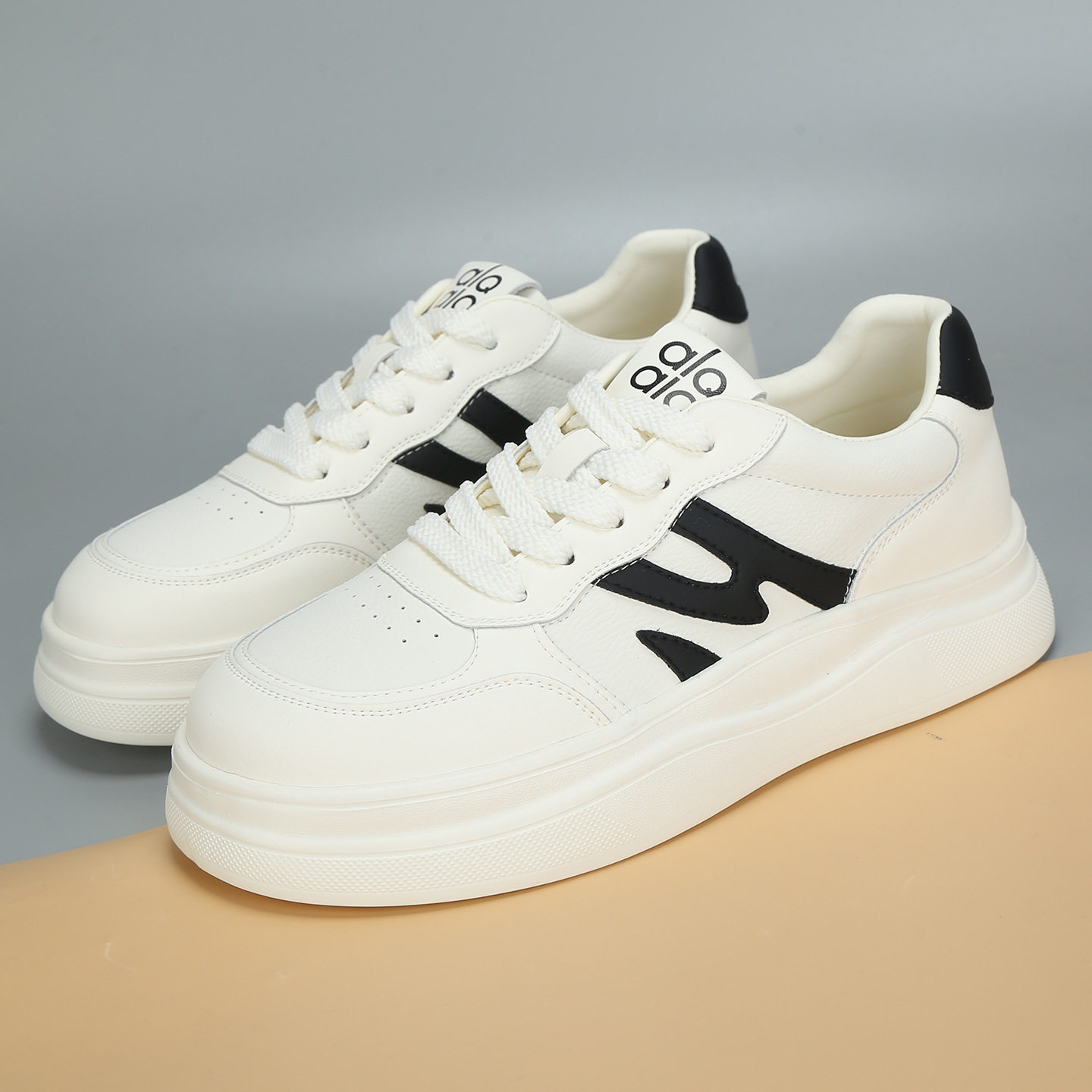 2026春季新款大码女鞋41到43时尚运动休闲板鞋舒适小白鞋大号单鞋,女鞋,休闲板鞋,淘宝优惠券,粉丝福利购,淘宝优惠卷