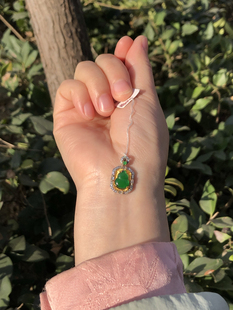 危地马拉翡翠葫芦吊坠，S925银镶嵌，高危品质，做工也不错