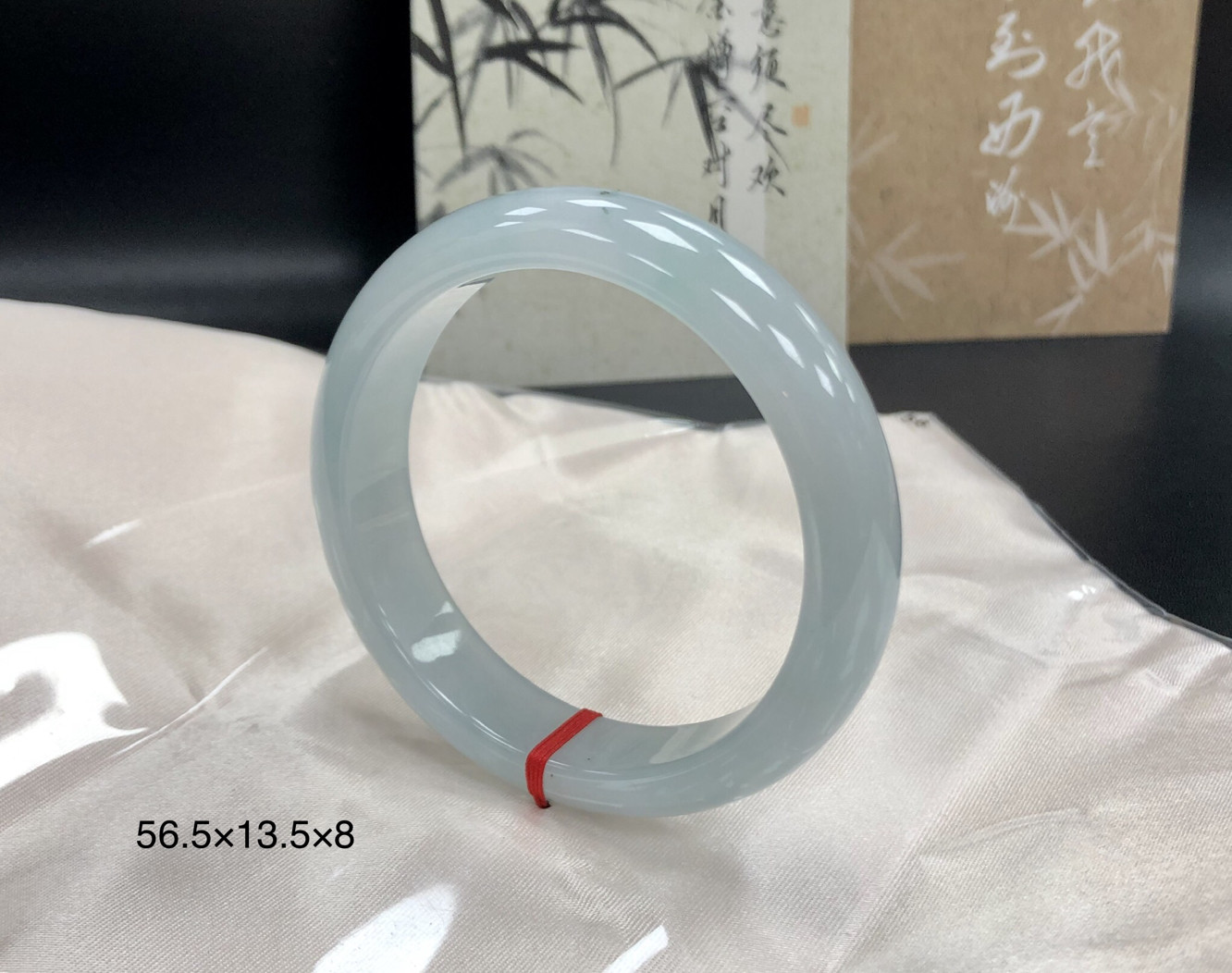 【线下已结缘】蓝底糯冰化棉翡翠手镯，完美度高