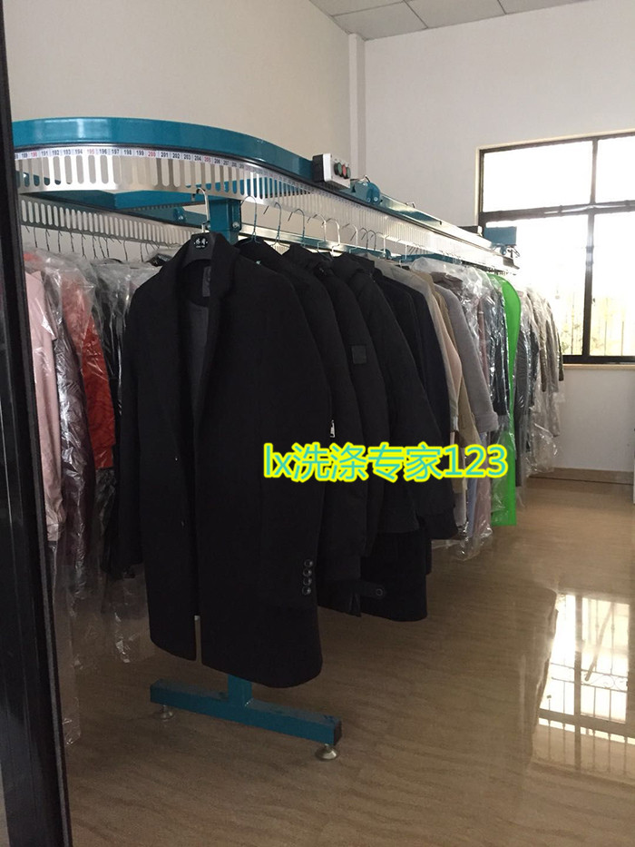 310点衣服输送线服装便携输送带收取滚动机衣物传送带衣物输送机