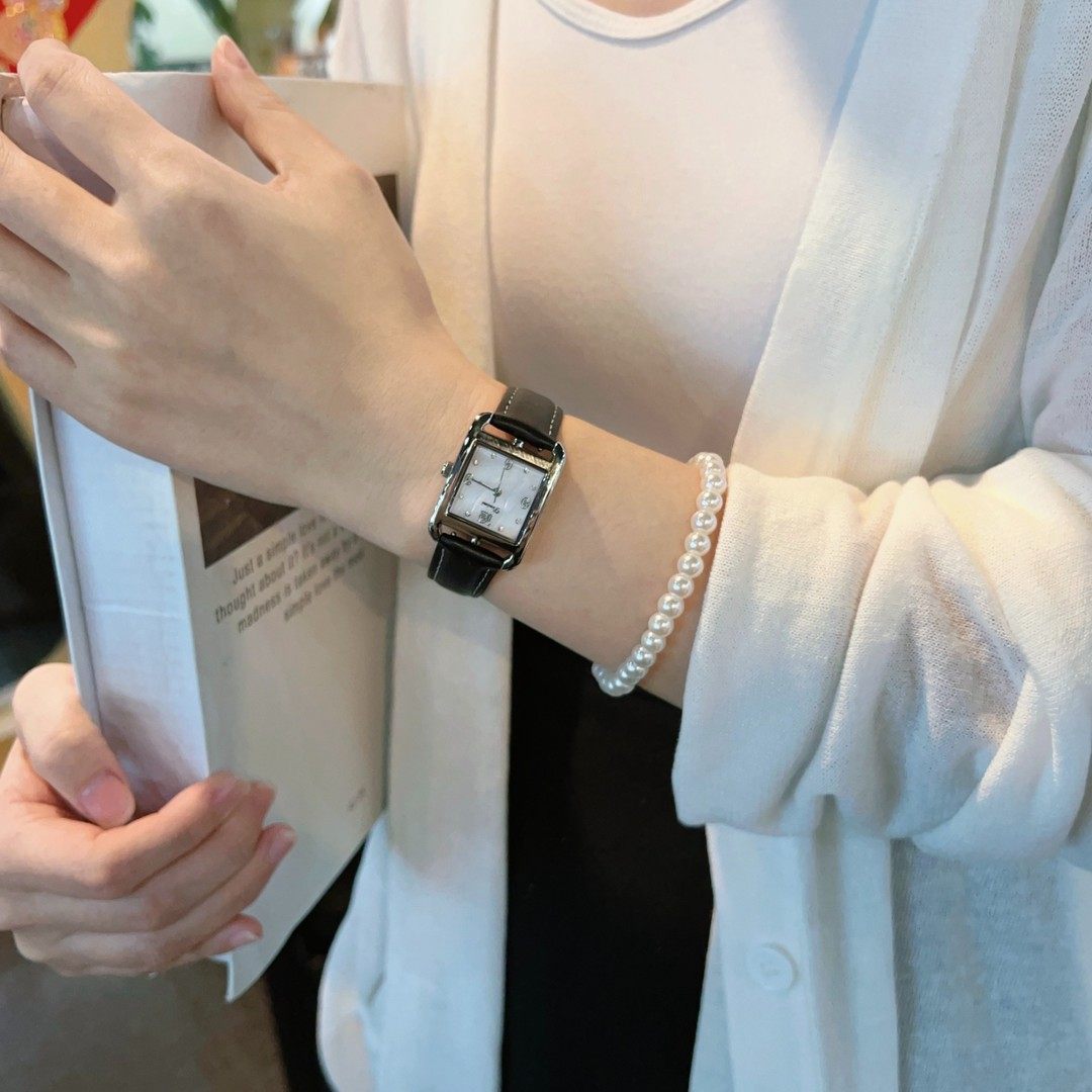 Dinimi2025新款H方形贝母表盘百搭轻奢优雅女款简约腕表防水手表