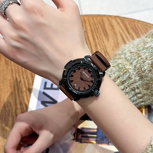 歌浪迪手表女款2026新款高级感时尚简约大表盘轻奢小众女士石英表