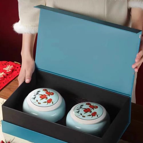 正宗崂山绿茶高档瓷罐礼盒新茶叶