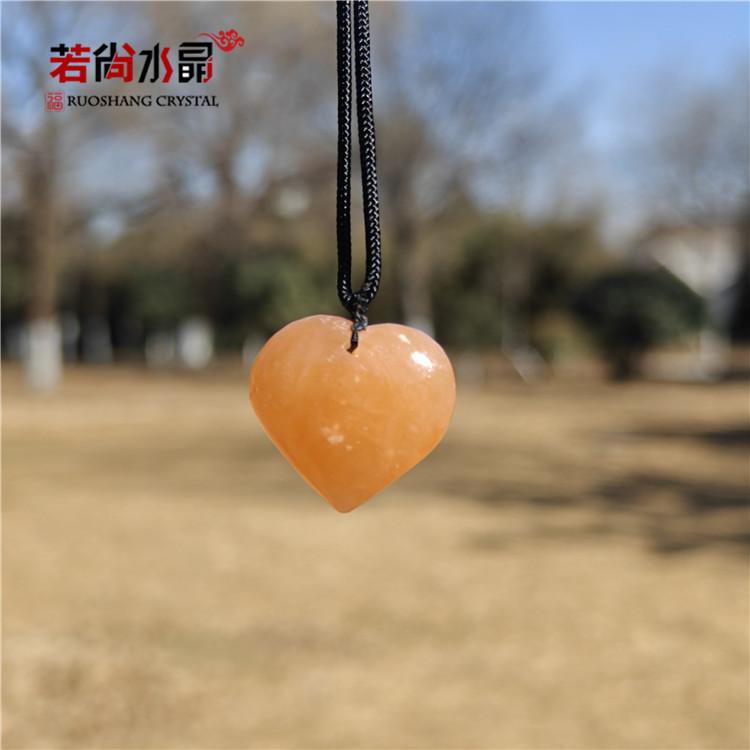 简约ins水晶摩洛哥石膏石橙色爱心吊坠项链女可调节长款毛衣链
