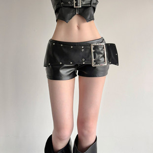 辣妹炸街热裤 ROCKMORE 饰宽腰带拼接PU皮裤 黑色铆钉装 酷飒拽姐