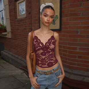 ROCKMORE 性感透视蕾丝拼接吊带背心女红色度假风上衣 欧美辣妹