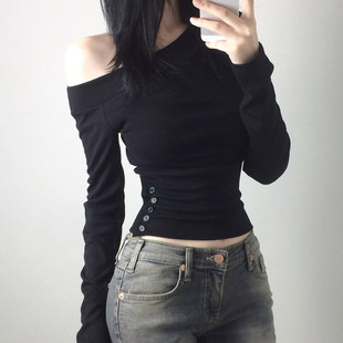 T恤性感露肩显瘦上衣 斜肩扣子收腰黑色长袖 ROCKMORE 韩系气质
