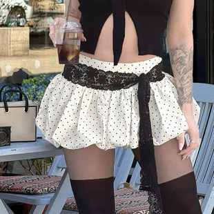 ROCKMORE 黑白撞色波点蕾丝拼接半身裙低腰辣妹花苞裙 韩系纯欲