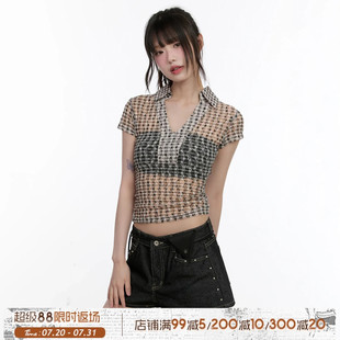 ROCKMORE 辣妹短T恤 韩系风尚 设计感复古格纹拼接透视翻领上衣