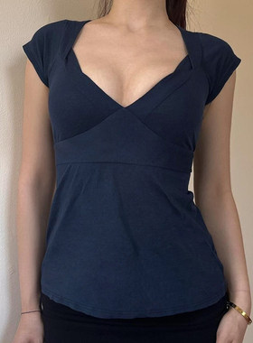 ROCKMORE【法式基础】深蓝色V领收腰显瘦上衣纯欲性感显胸短袖T恤
