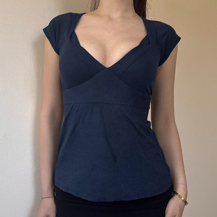 ROCKMORE【法式基础】深蓝色V领收腰显瘦上衣纯欲性感显胸短袖T恤