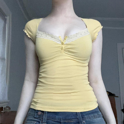 多巴胺黄色蕾丝方领T恤女